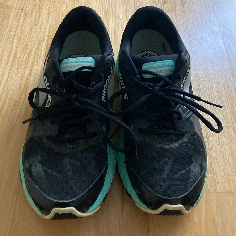 Brooks Launch 3 Running Shoes - Size 7.5, Black & Mint Green